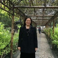 李秀英 照片