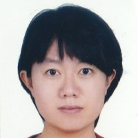 梁冰 照片