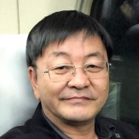 陆伟 照片