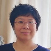 李琳 照片