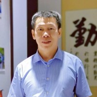 吴爱民 照片