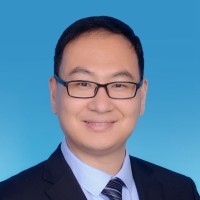 王译 照片