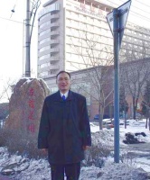 薛冬峰 照片