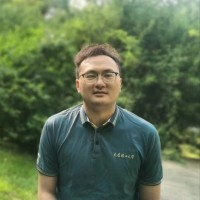 薛春东 照片