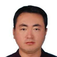 岳明 照片