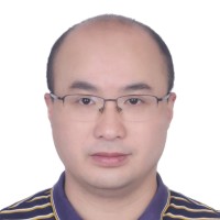 盈亮 照片