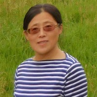 周霞 照片
