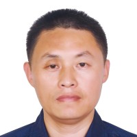 张光前 照片
