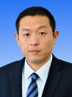 葛辉 照片