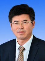 吕国忠 照片