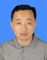 吴云峰 照片
