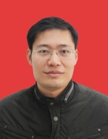 过希文 照片