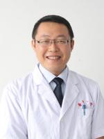 董翔 照片