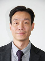 雷海新 照片