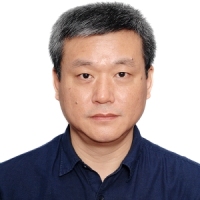 巢耀明 照片