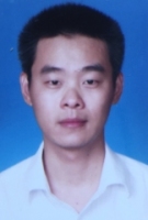 戴本球 照片