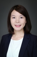 胡建英 照片