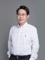 刘克华 照片