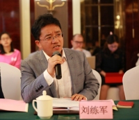 刘练军 照片