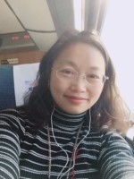 刘郁蓉 照片