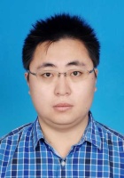 李大韦 照片