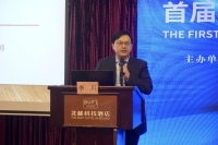 李川 照片