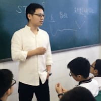 李骏扬 照片