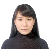 罗雪 照片