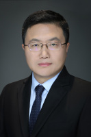 陆建 照片