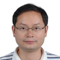 梁高林 照片