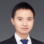 潘龙 照片