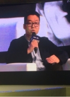 钱成 照片