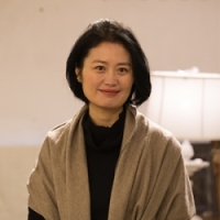 谭瑛 照片