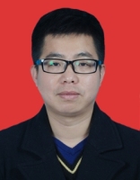 何舒平 照片
