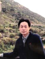 吴含前 照片