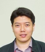 张雄 照片