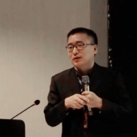朱彦东 照片