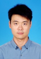 朱敏 照片