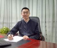 董晓亮 照片