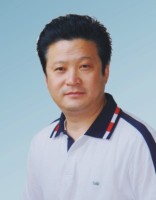 李伟 照片