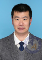 李春福 照片