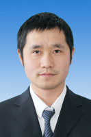 李良 照片