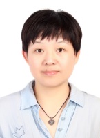 鲁芳 照片