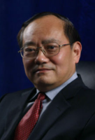 彭启琮 照片