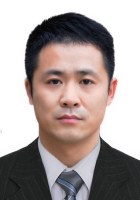 任建东 照片