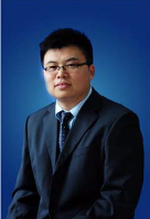 吴宇 照片