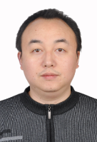 王坚 照片