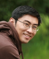 王曾晖 照片