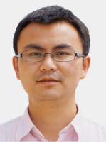 杨鹏 照片