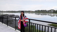 贾延 照片